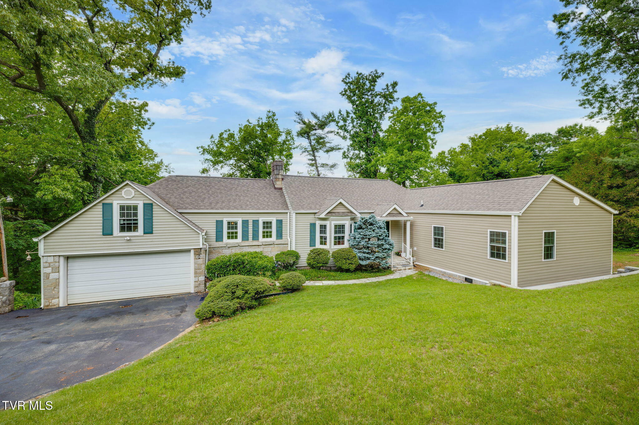 Property Photo: 3616 Orebank Road TN 37664