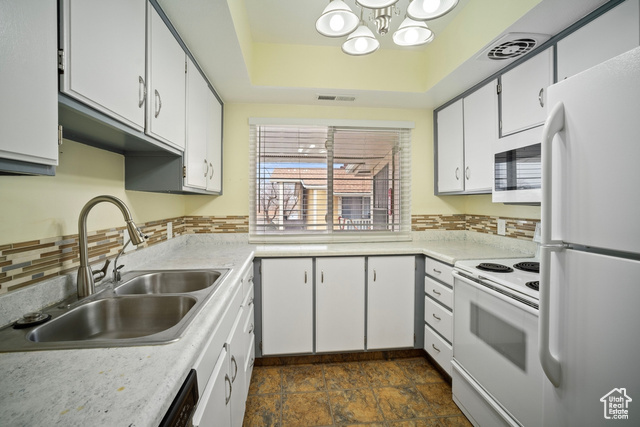 Property Photo: 305 Peach Ln G UT 84010
