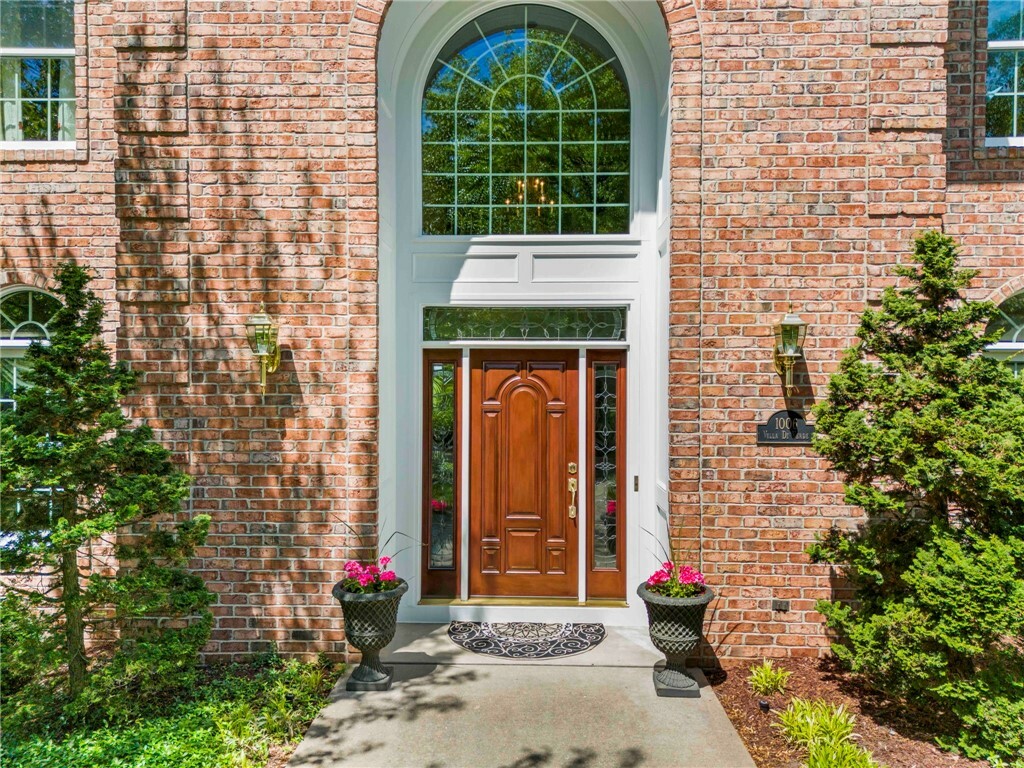 Property Photo:  1006 Sheriffs Court  PA 15317 
