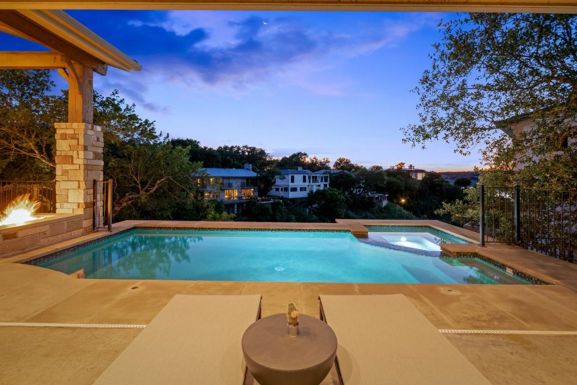 Property Photo: 1107 Challenger TX 78734