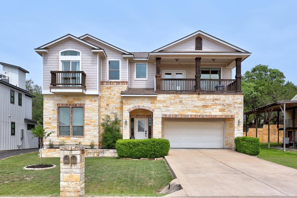Property Photo: 302 Southwind Road TX 78645