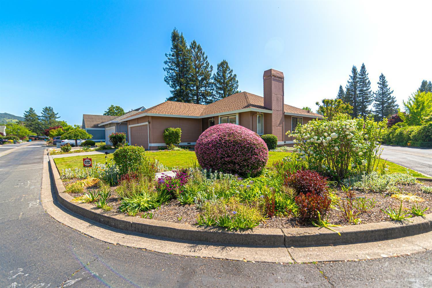 Property Photo: 2303 Sierra Creek Circle CA 95405