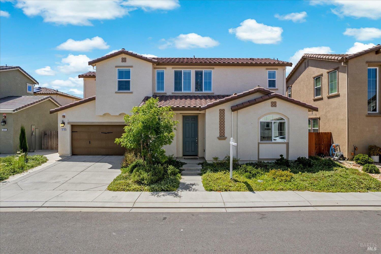 Property Photo: 618 Sweet Pea Street CA 95687