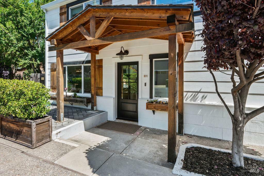 Property Photo: 28 Octavia Street CA 94901