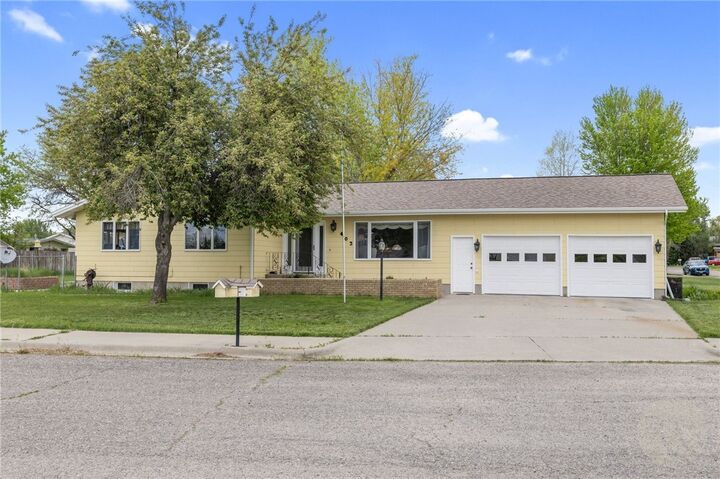 Property Photo: 403 Grandview Boulevard MT 59044