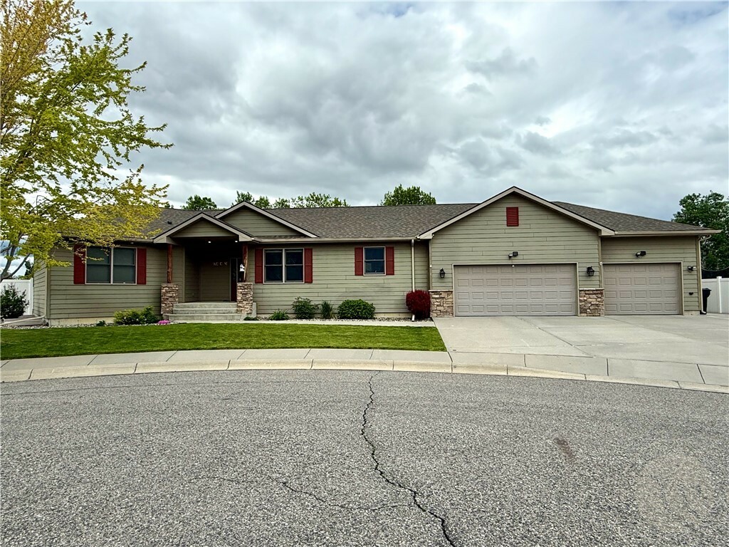 Property Photo: 276 Nantucket Court MT 59102
