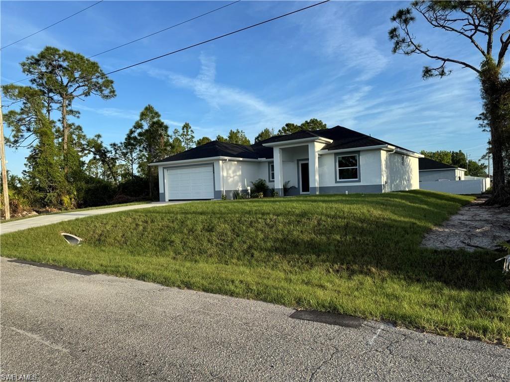Property Photo: 2906 18th St SW FL 33976