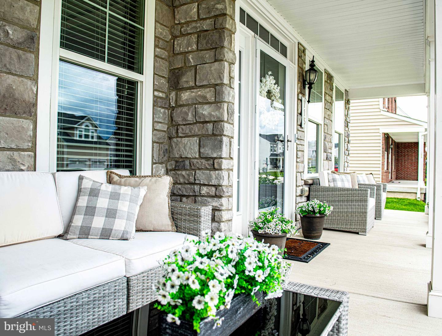 Property Photo: 715 Montravel Court MD 21015