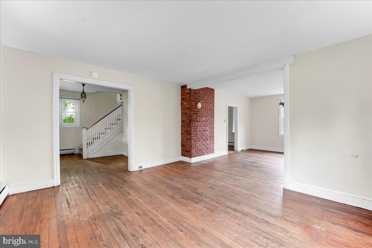 Property Photo: 8841 Gap Newport Pike PA 19311