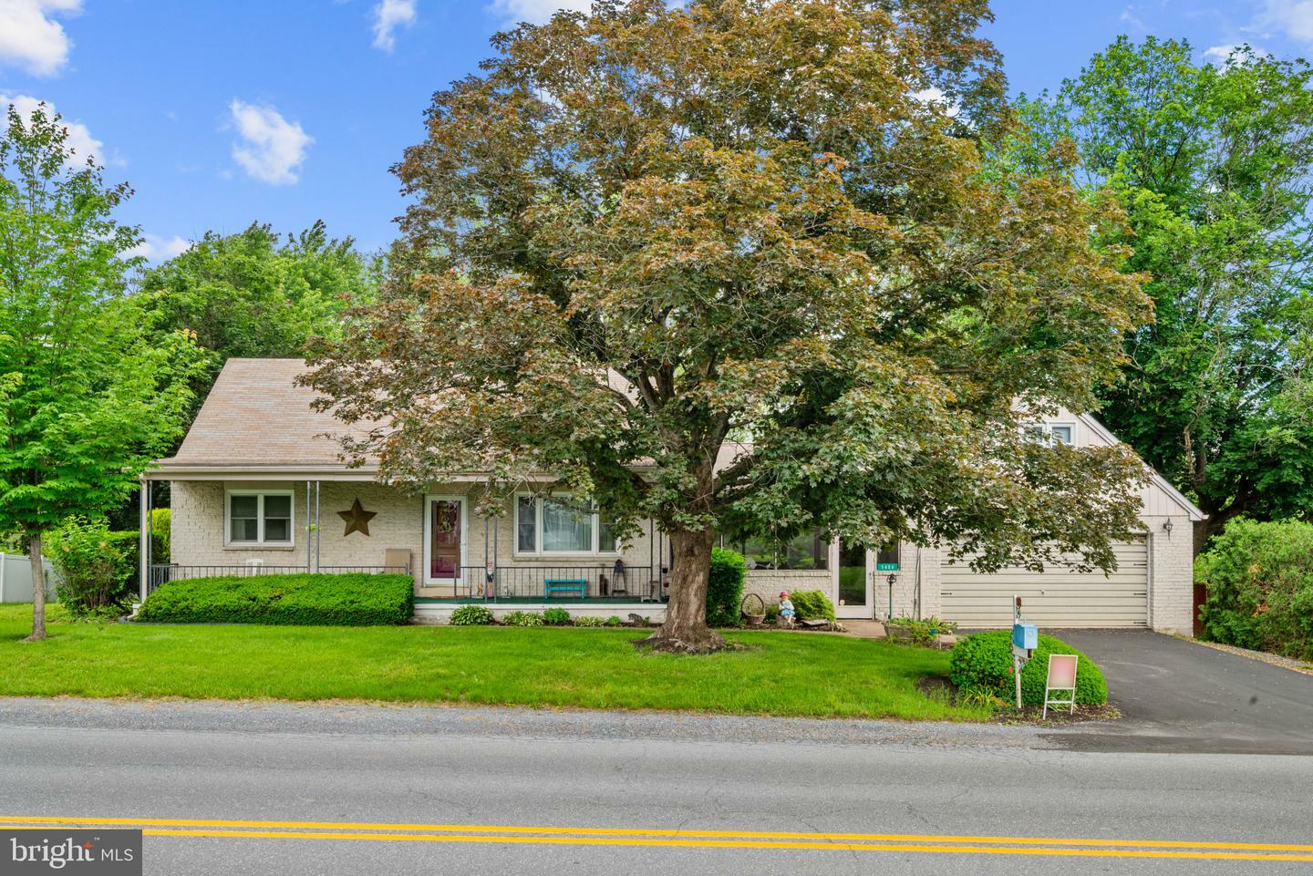 Property Photo: 5404 Ridgeview Drive PA 17112