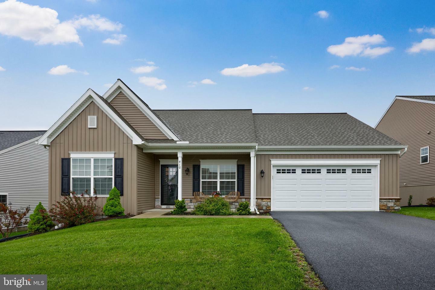 410 Orchid Circle  Lebanon PA 17046 photo