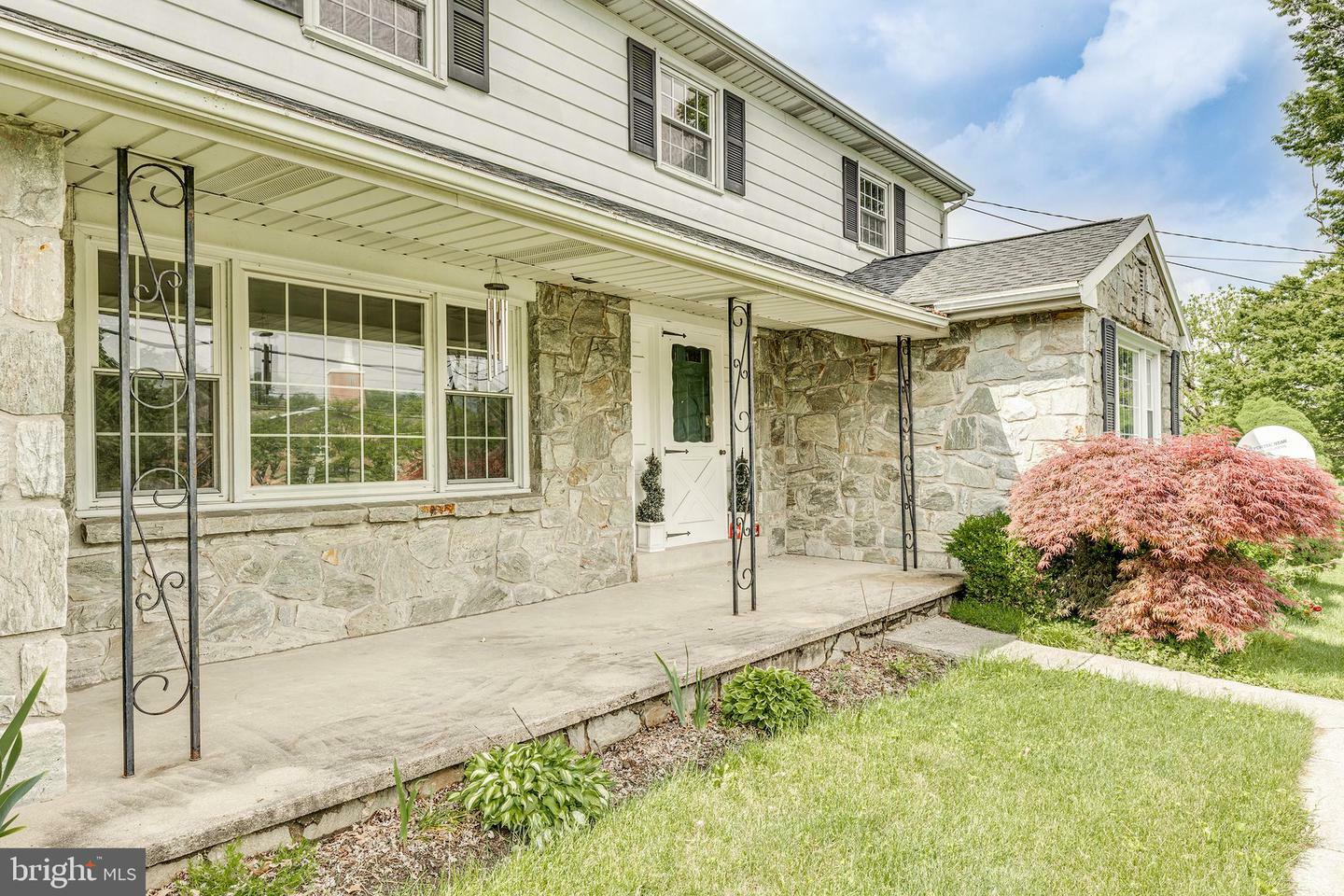 Property Photo: 1606 Stony Battery Road PA 17601
