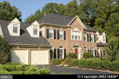 Property Photo: 8622 Cross Chase Court VA 22039