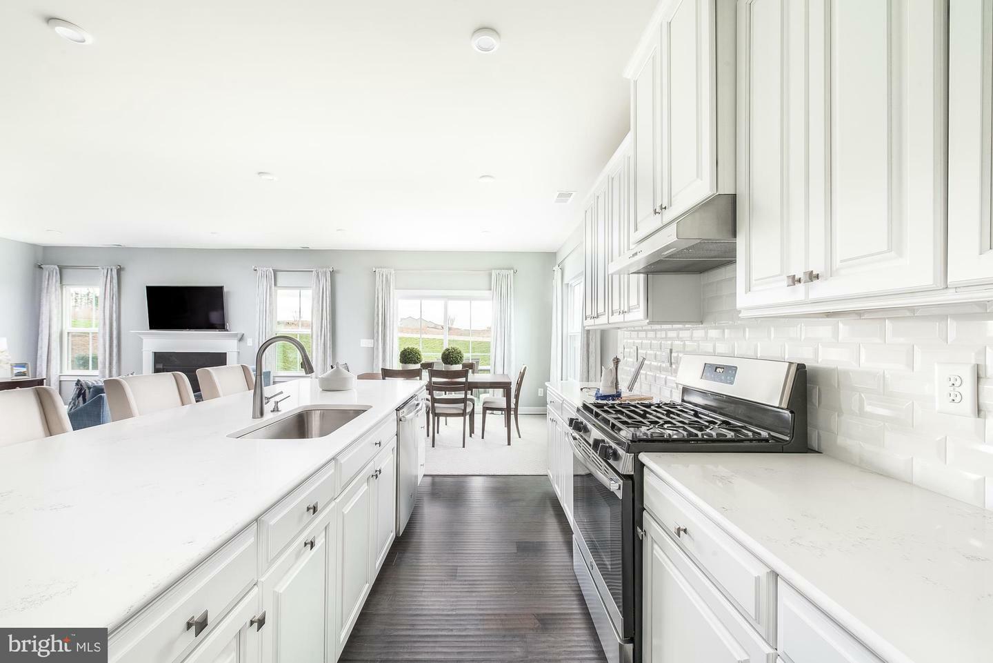 Property Photo: 1600 Caracas Boulevard WV 25403