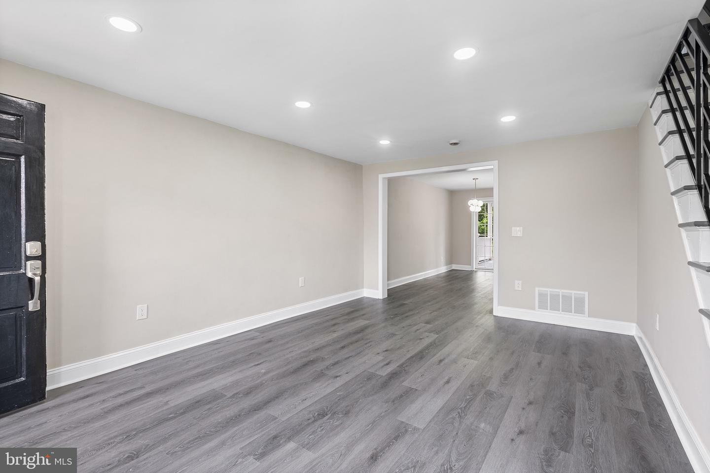 Property Photo: 910 Argyle Road PA 19026