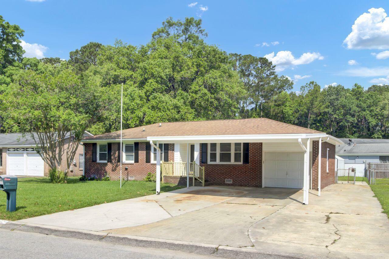 Property Photo: 8612 Delhi Road SC 29406