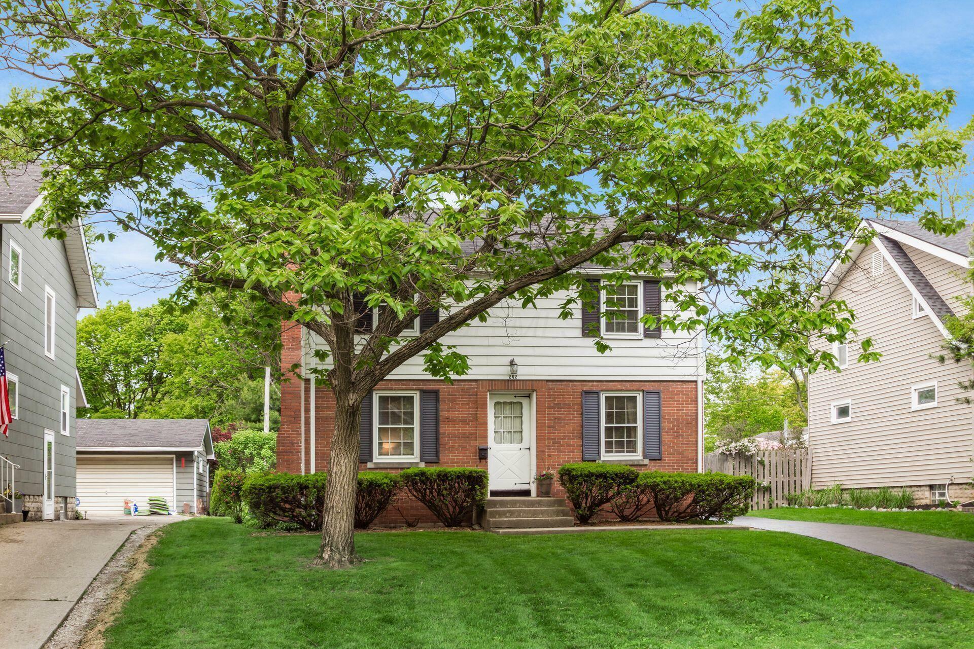 Property Photo: 282 Garden Road OH 43214