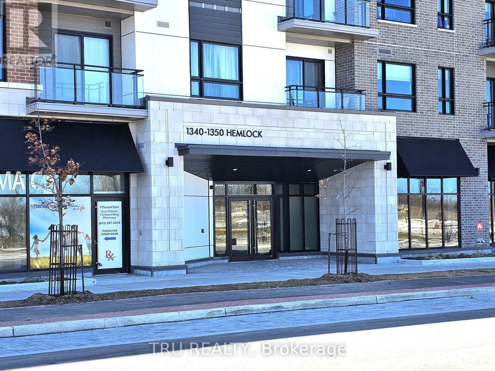 Property Photo: 1350 Hemlock Road 608 ON K1K 5C2