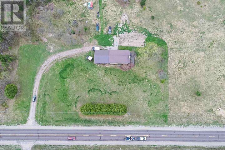 Photo de la propriété: 2277 D Line Rd ON P0R 1J0