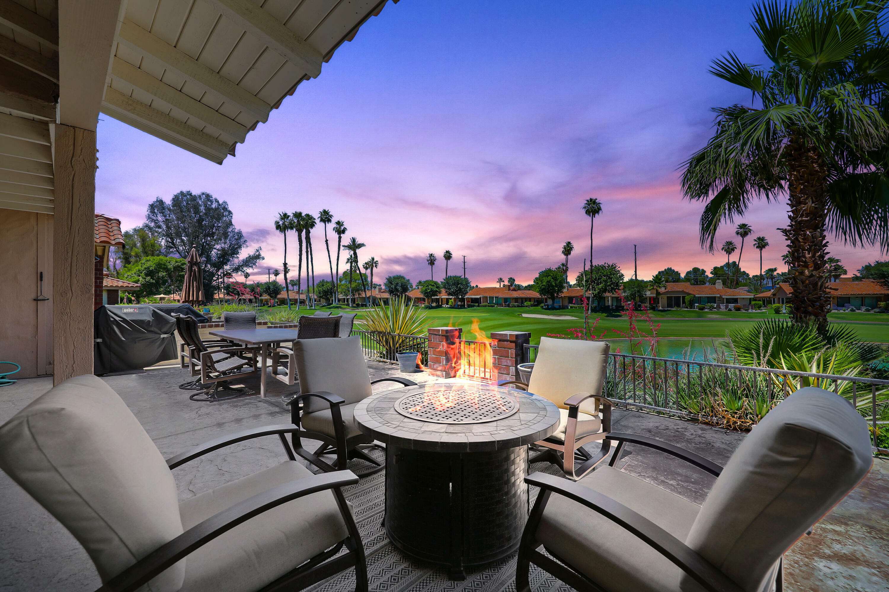 Property Photo: 352 Villena Way CA 92260