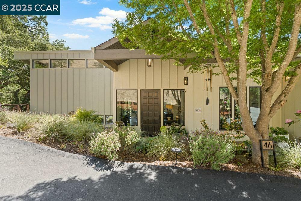 46 E Altarinda  Orinda CA 94563 photo