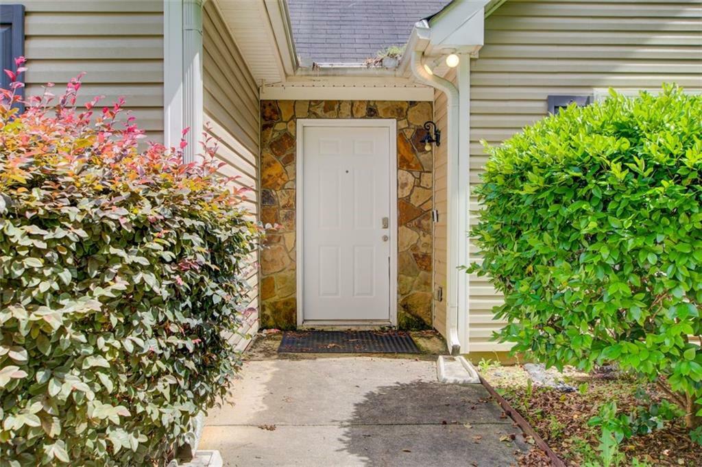 Property Photo: 414 Pamela Court GA 30252