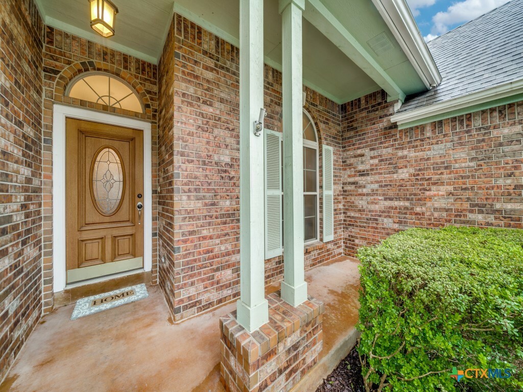 Property Photo: 2615 Foresthaven Drive TX 78132