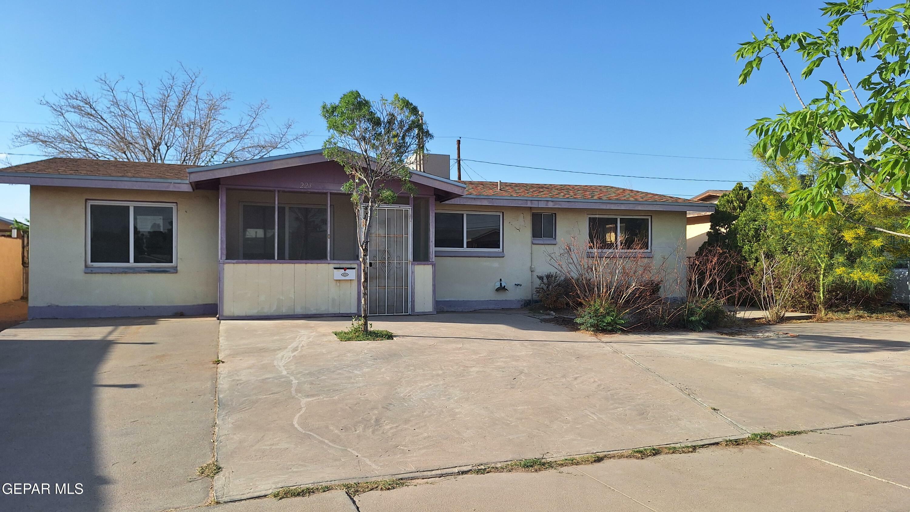 223 Kelvin Avenue  El Paso TX 79915 photo