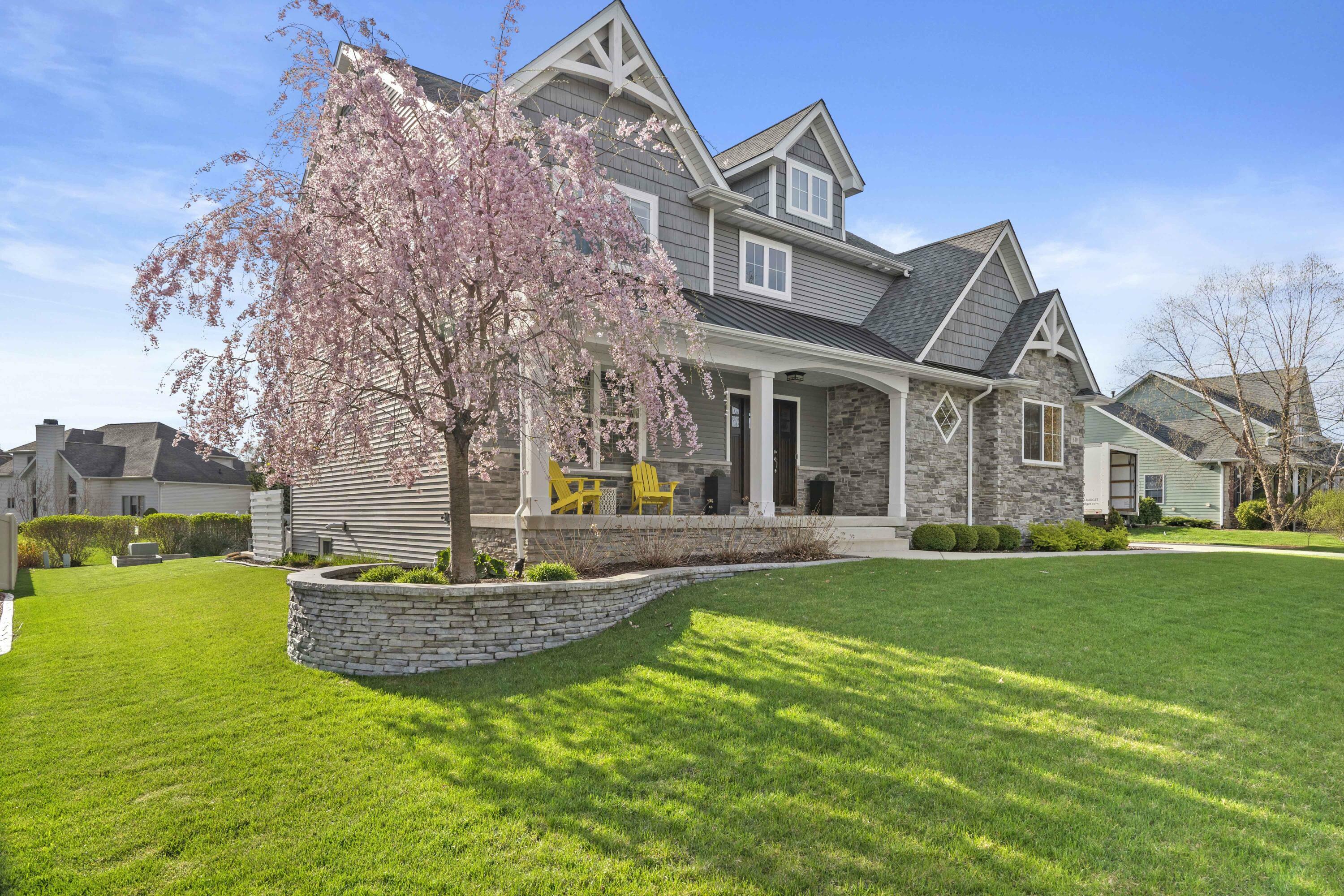 Property Photo: 619 Lake Street IN 46307