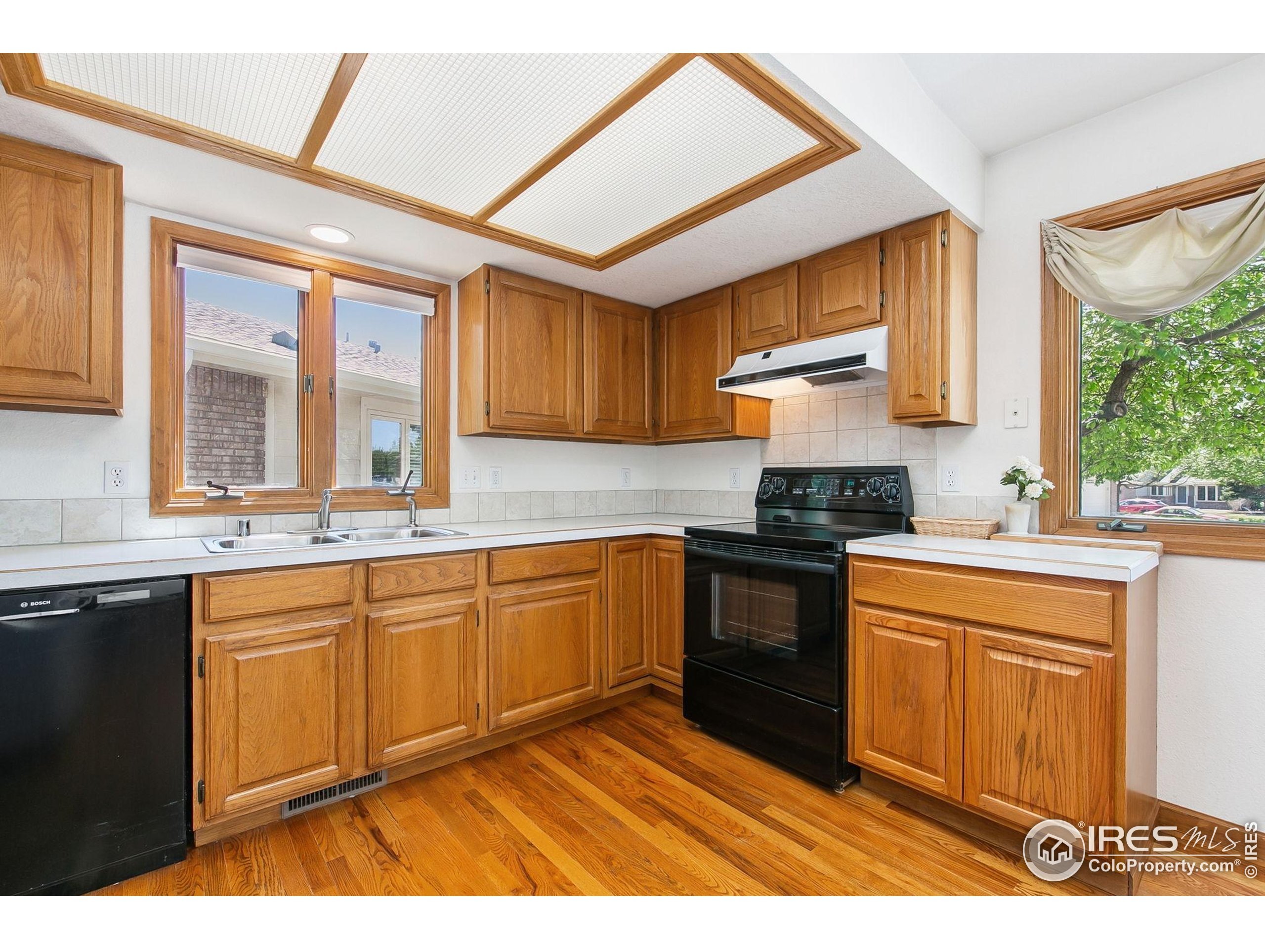 Property Photo: 6400 Finch Ct CO 80525