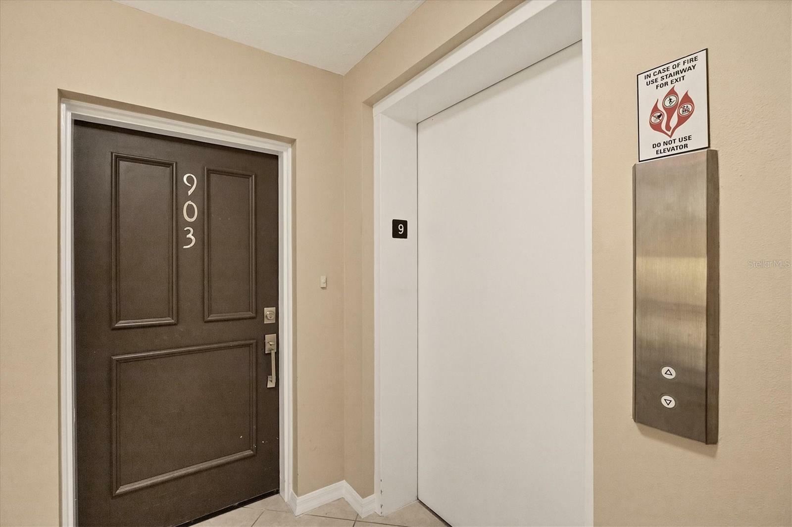Property Photo: 770 Palm Avenue 903 FL 34236