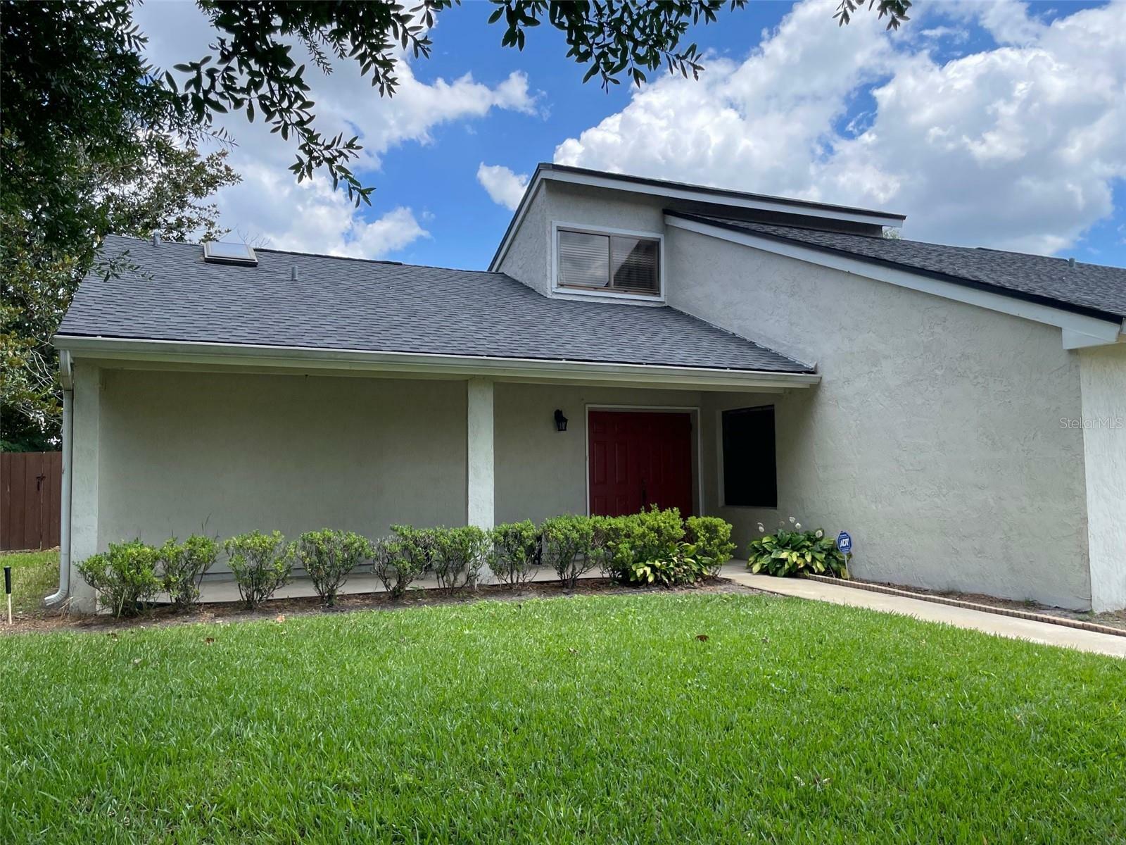 Property Photo: 7200 Green Pine Court FL 32819