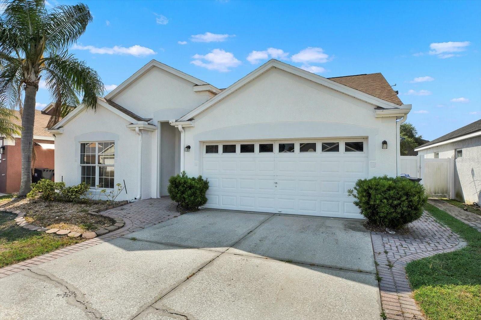 Property Photo: 11307 Calgary Circle FL 33624