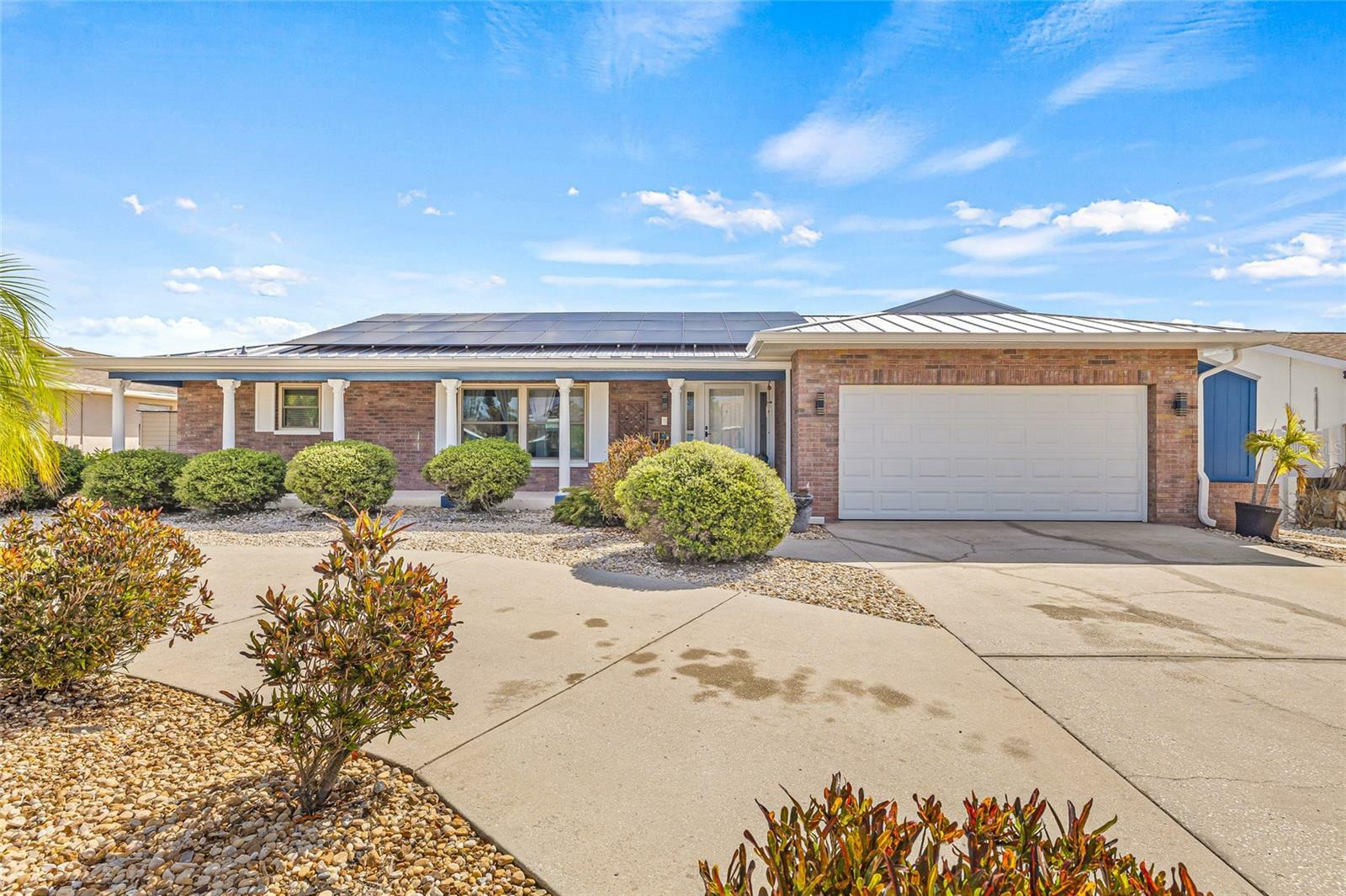 Property Photo: 731 Flamingo Drive FL 33572