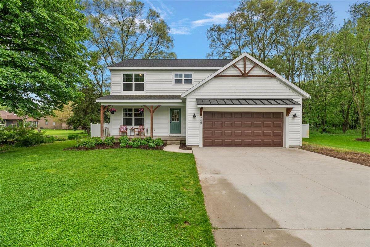 Property Photo: 740 E 8th Street MI 49423