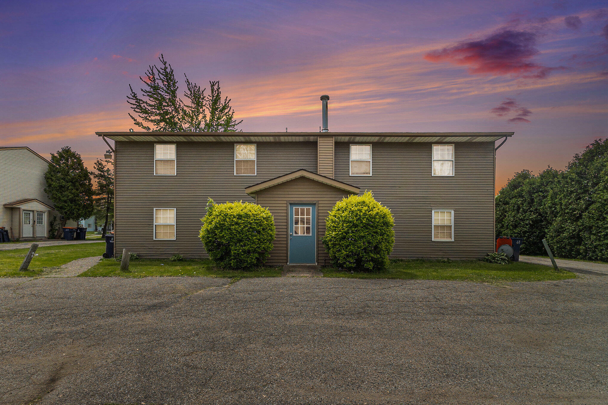 Property Photo: 399 Stratford Way MI 49423