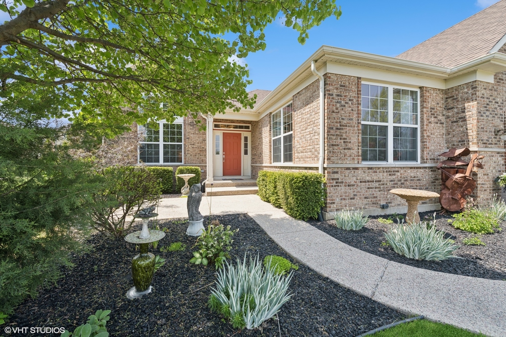 Property Photo: 1702 Centennial Drive IL 60002