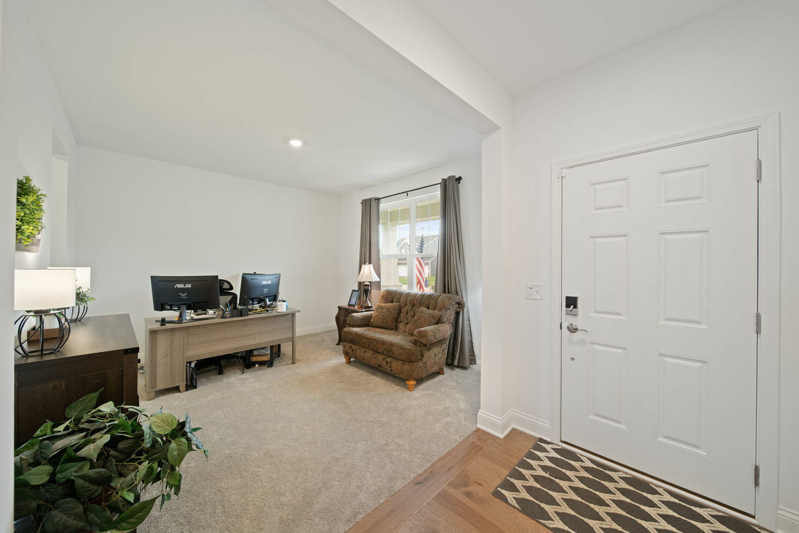 Property Photo: 119 Ellis Road IL 60102