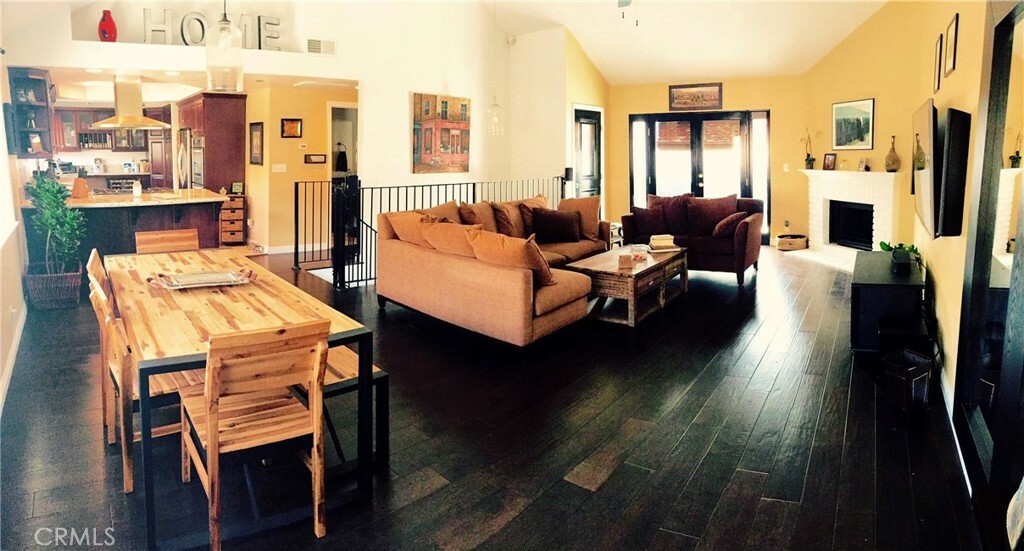 Property Photo: 1904 Carnegie Lane 2 CA 90278