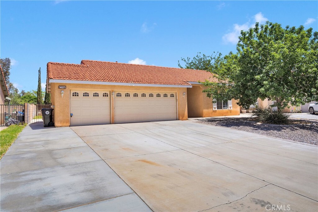 Property Photo: 14571 Sage Lane CA 92301