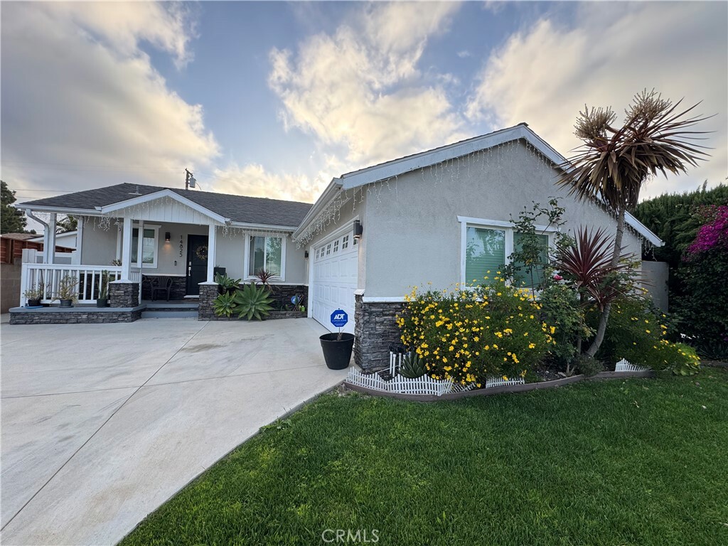 Property Photo: 14825 Cranbrook Avenue CA 90250