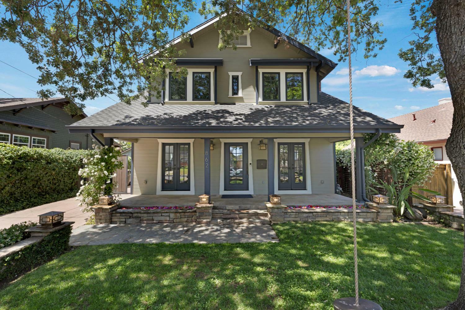 862 38th Street  Sacramento CA 95816 photo