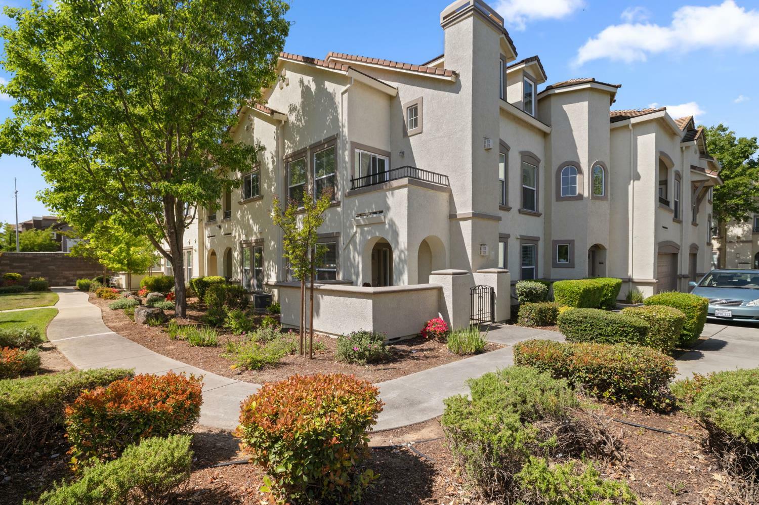 Property Photo: 5418 Tares Circle CA 95757