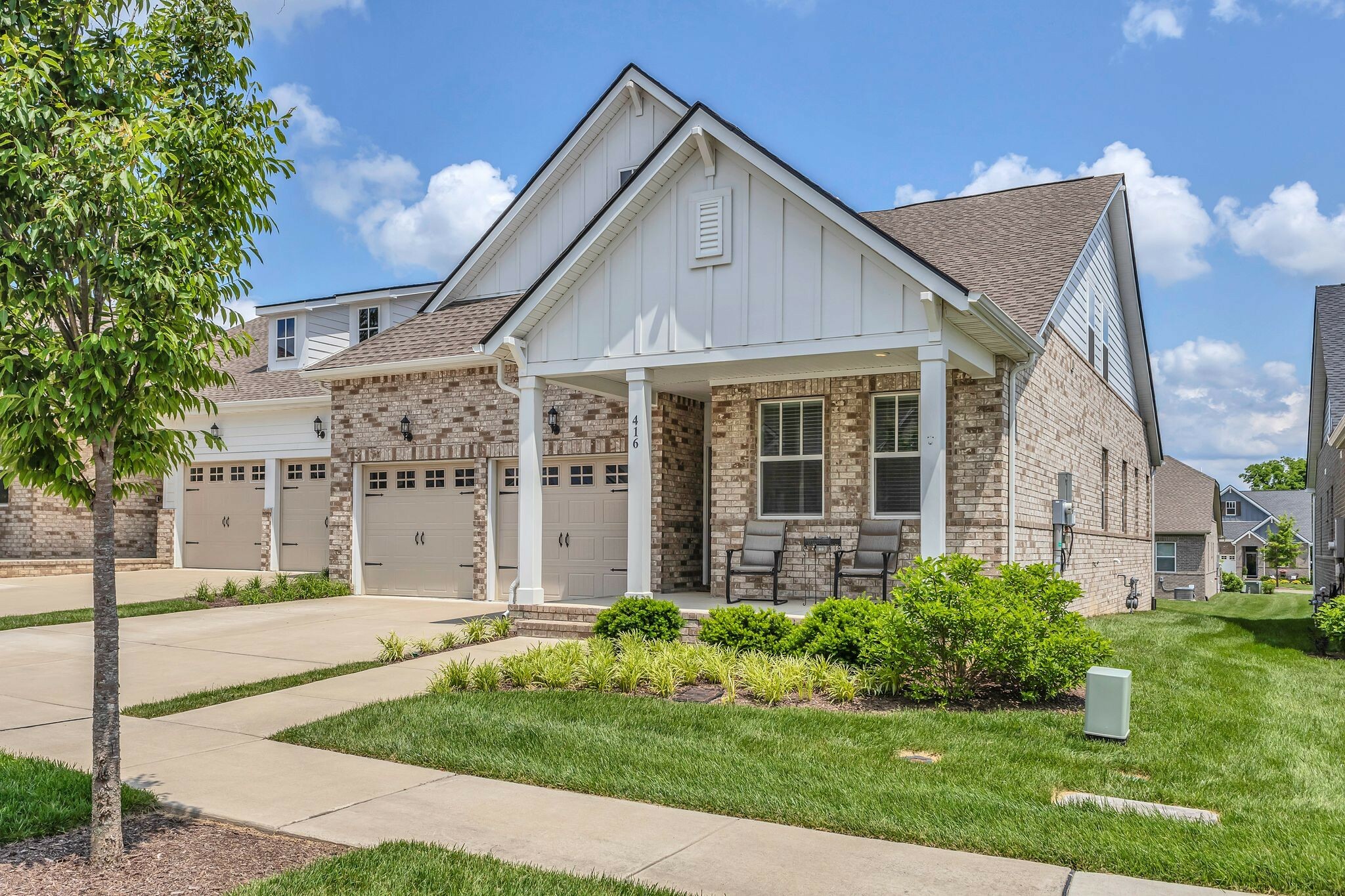 Property Photo: 416 Golden Meadow Ln TN 37075