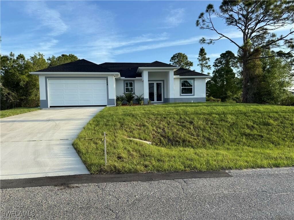 2906 18th Street SW  Lehigh Acres FL 33976 photo