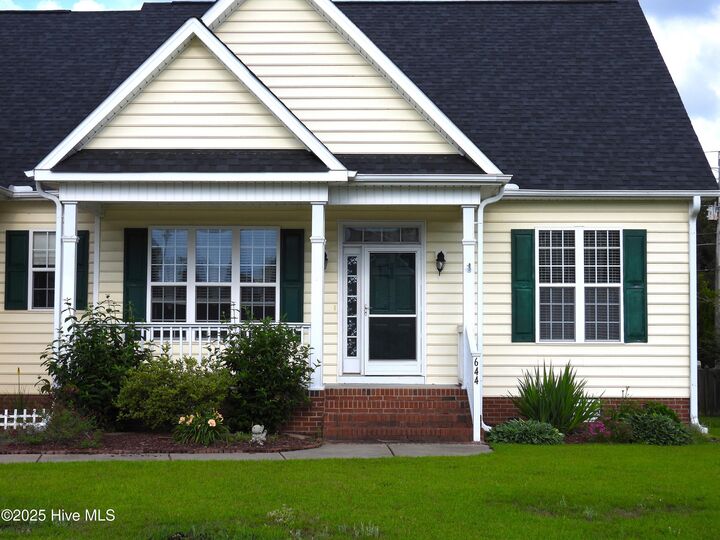 Property Photo:  644 Milton Drive  NC 28590 