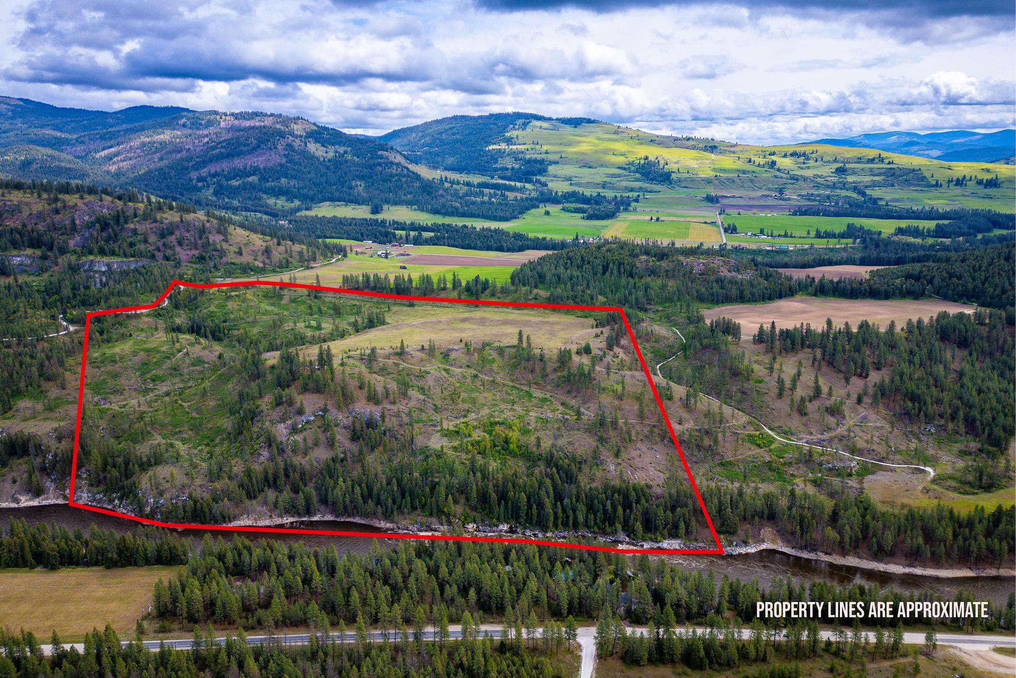Property Photo: 2748 House Rd WA 99141