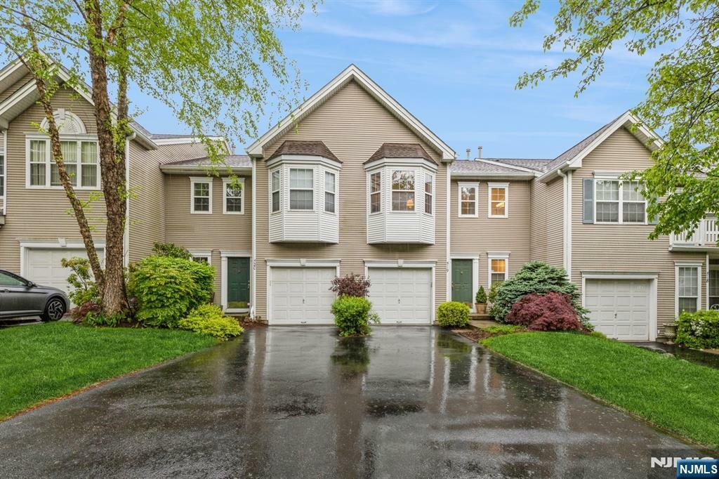 519 Green Mountain Road  Mahwah NJ 07430 photo