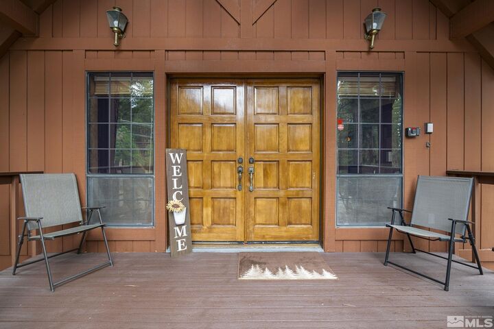 Property Photo:  802 Oneil Way  NV 89451 