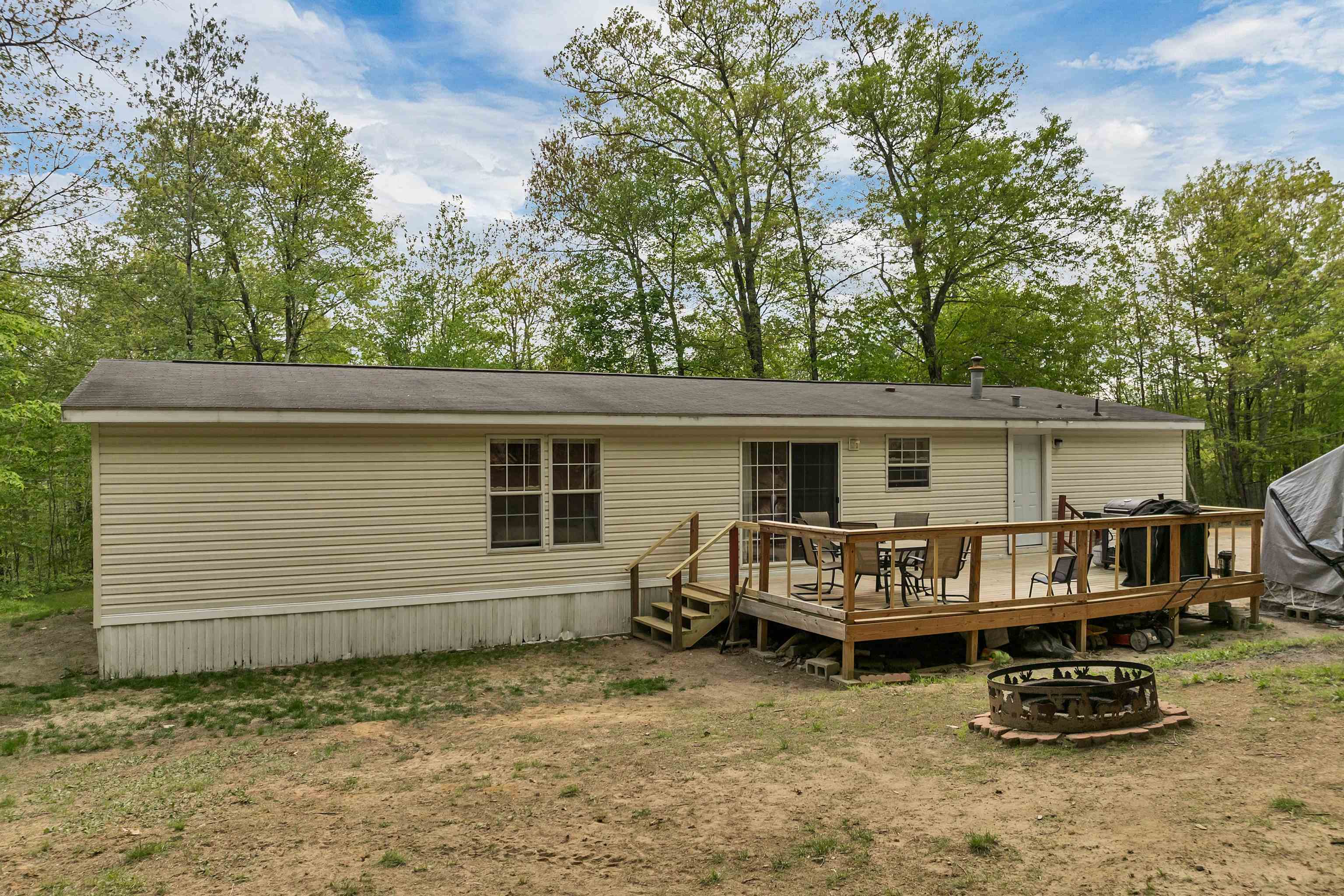 Property Photo:  176 North Ashland Road  NH 03217 